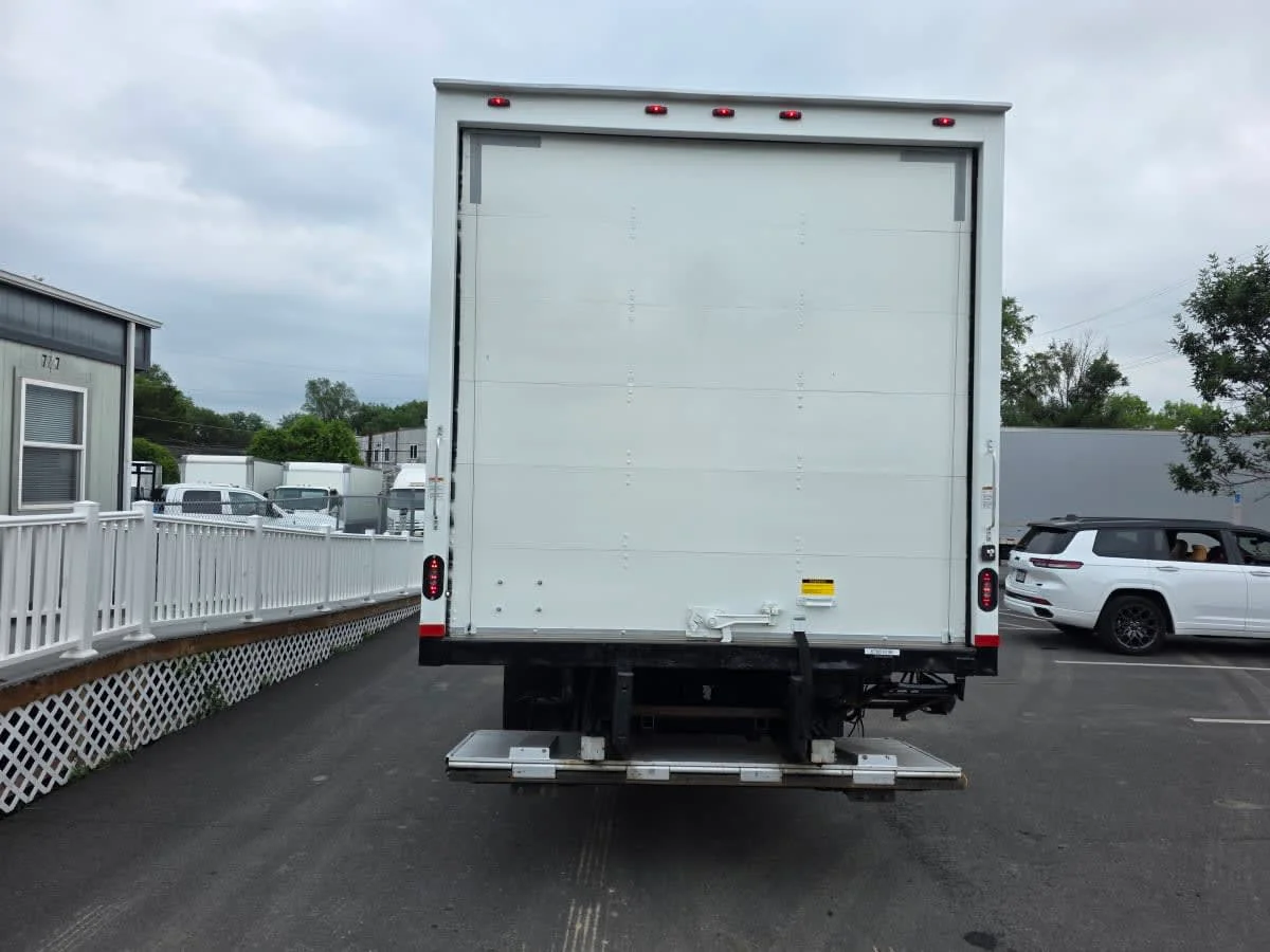 2017 Freightliner M2 106 in Bensalem, PA — photo 5