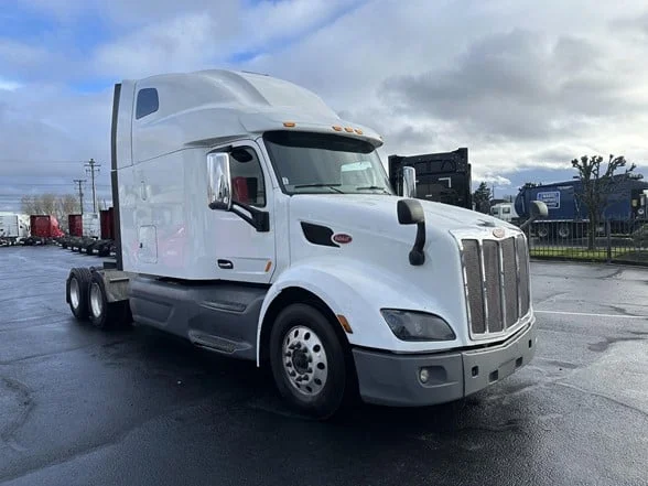 2022 Peterbilt 579
