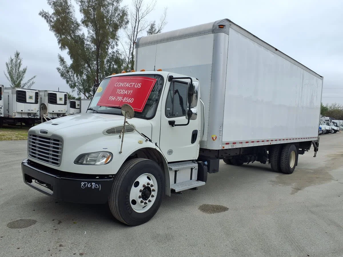 2019 Freightliner M2 106 in Davie, FL