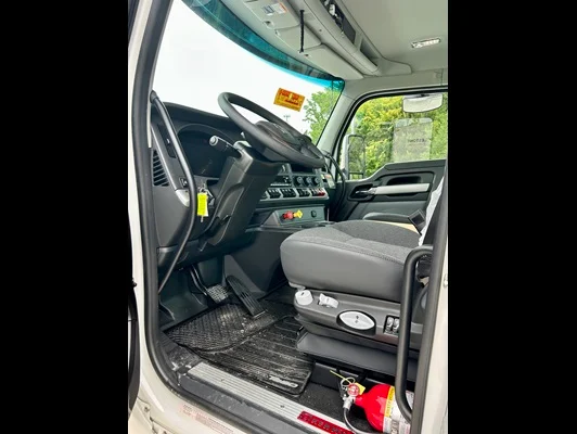 2027 Kenworth T880 in Fort Mill, SC — photo 17