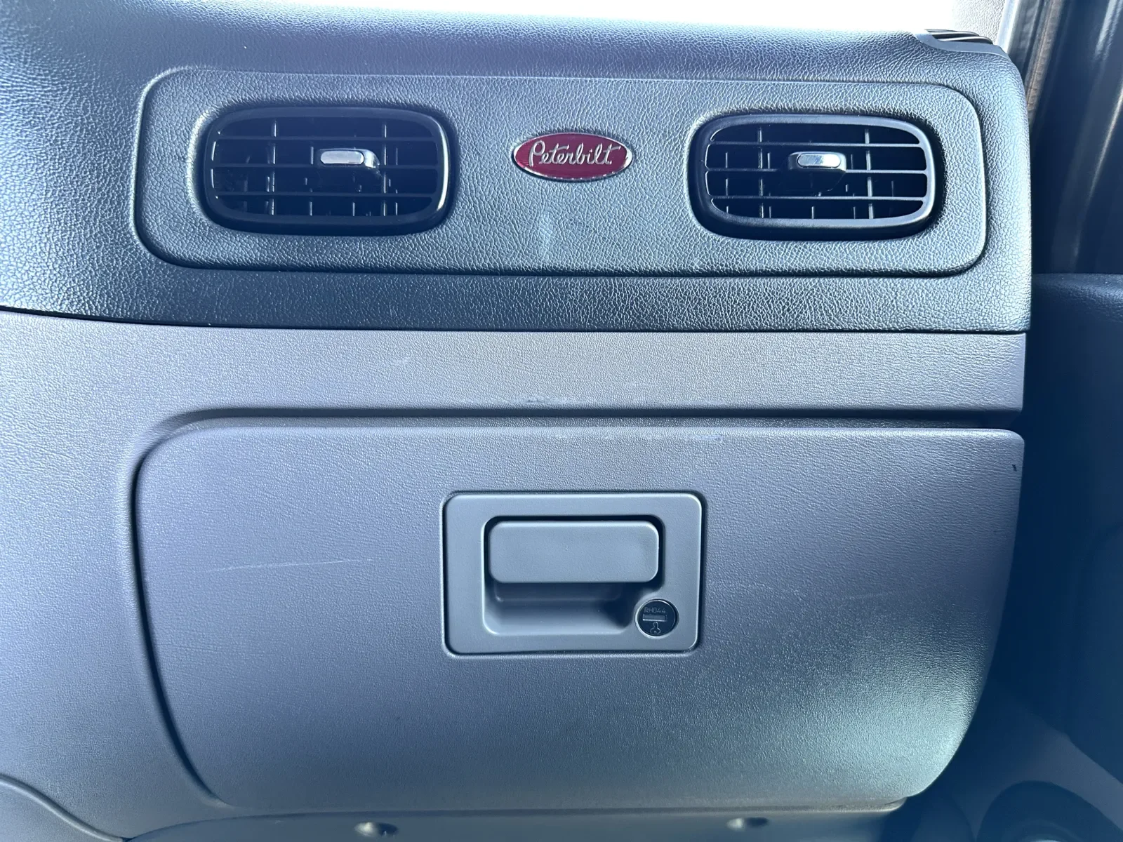 2014 Peterbilt 367 in Greer, SC — photo 20