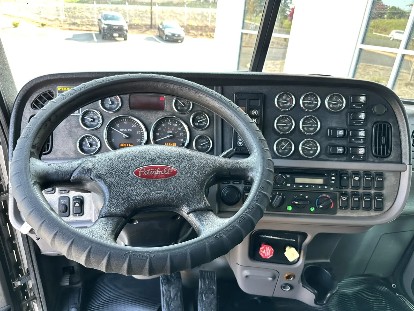 2014 Peterbilt 367 in Greer, SC — photo 17