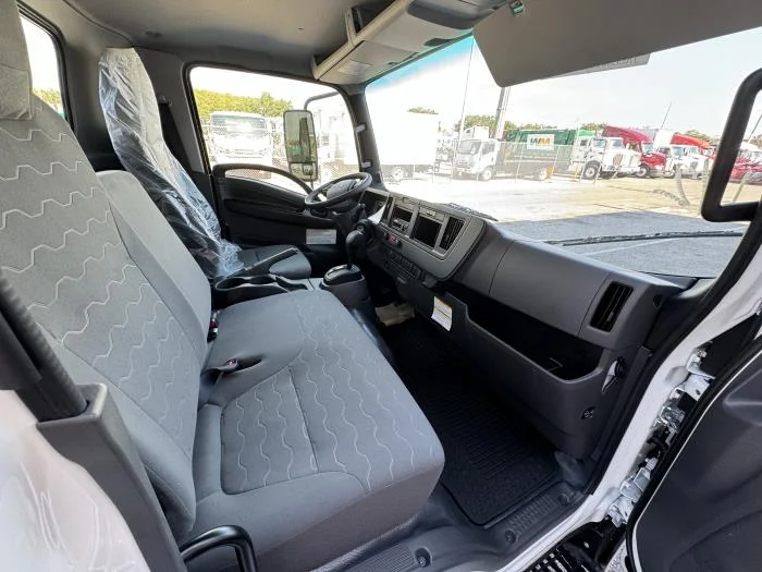 2026 Isuzu NRR in Orlando, FL — photo 11