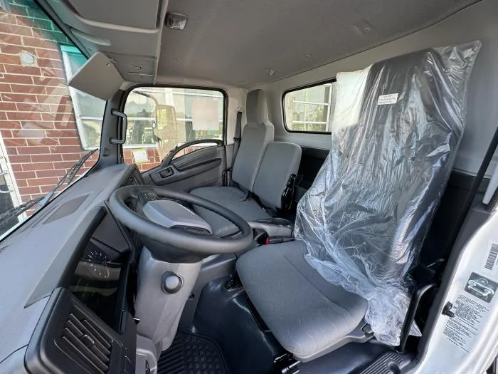 2026 Isuzu NRR in Orlando, FL — photo 15