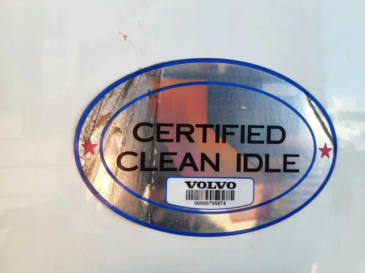 2019 Volvo VNR 640 - image 12