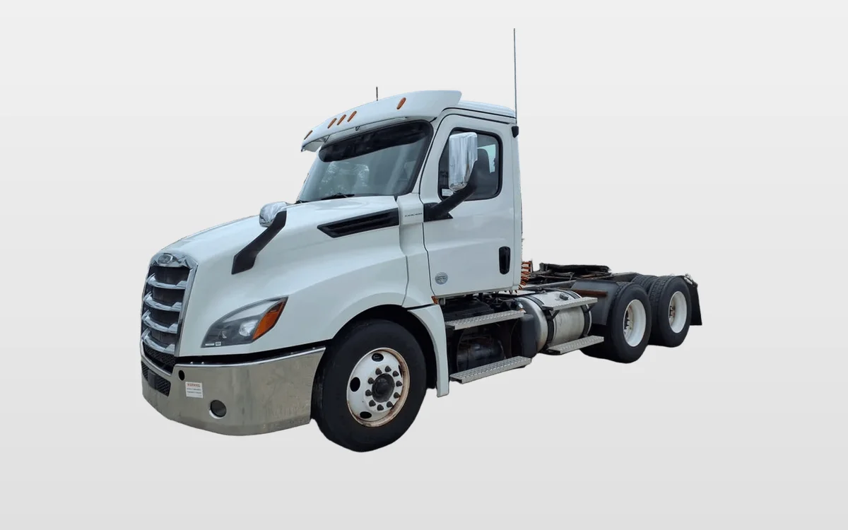 2019 Freightliner - image 1