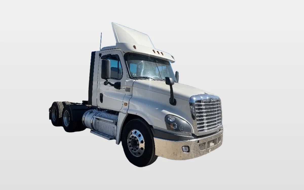 2019 Freightliner - image 1