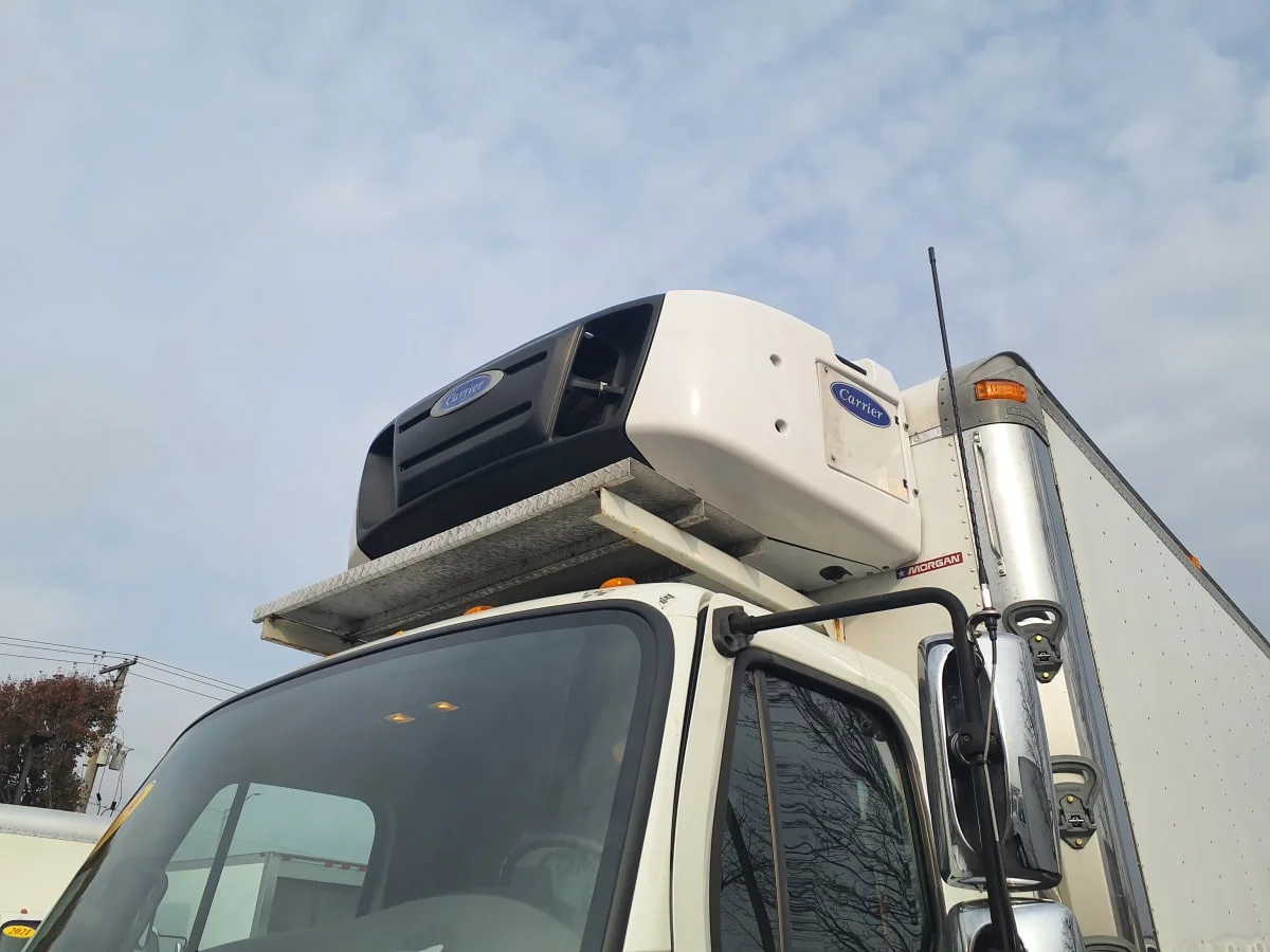 2019 Freightliner M2 106 - image 7