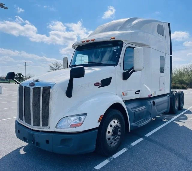 2021 Peterbilt 579 in Pharr, TX — photo 2