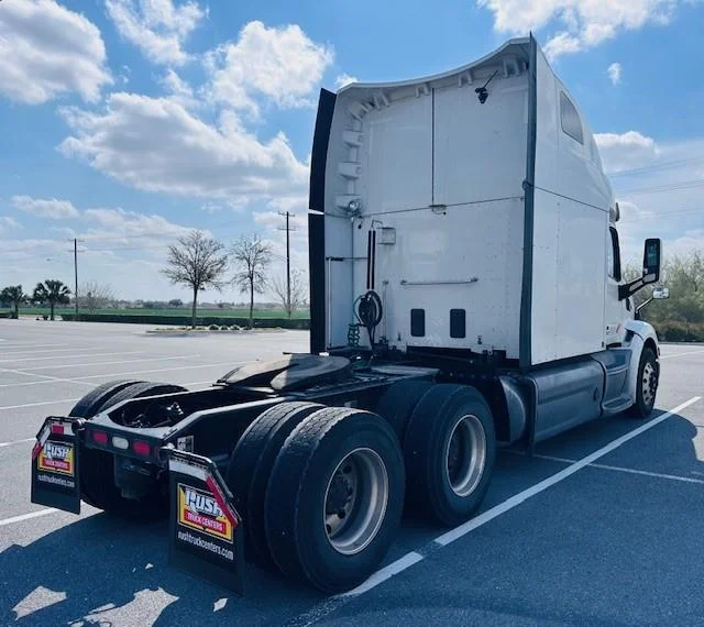 2021 Peterbilt 579 in Pharr, TX — photo 6