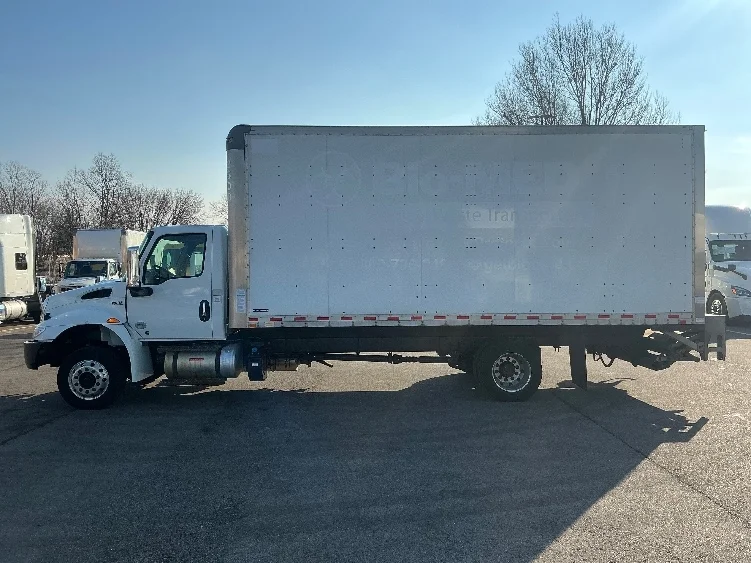 2020 International MV in Dayton, OH — photo 4