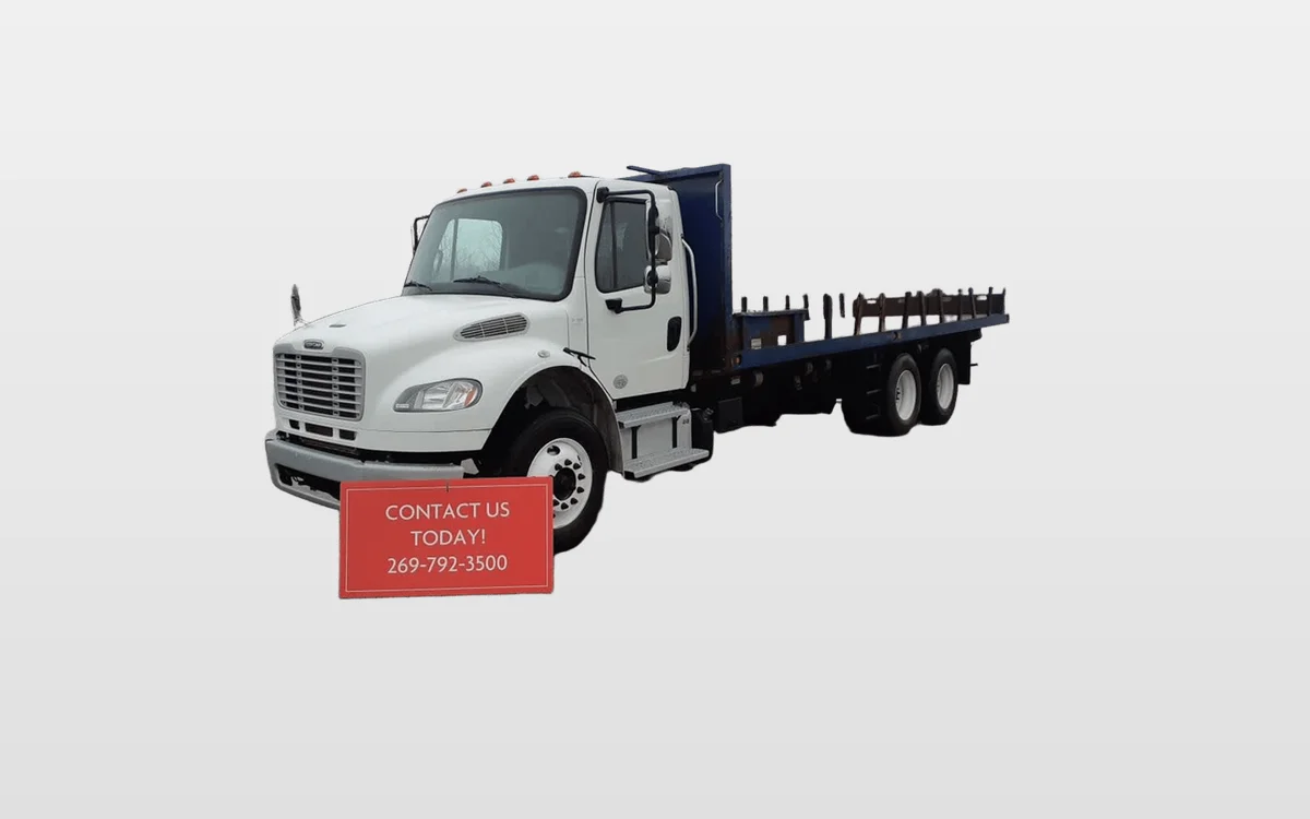 2015 Freightliner M2 106 - image 1