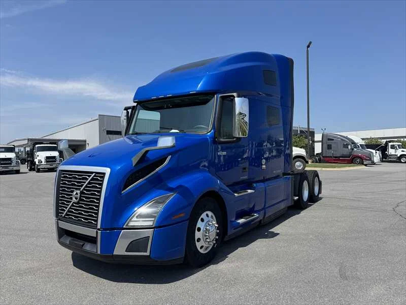 2020 Volvo VNL 760