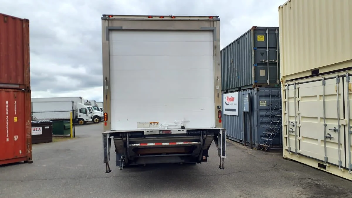 2018 International 4300 in Springfield, MA — photo 5