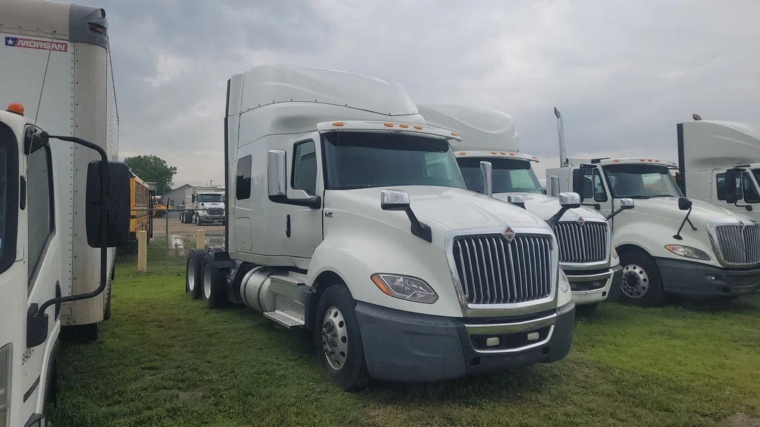 2019 International LT in Houston, TX