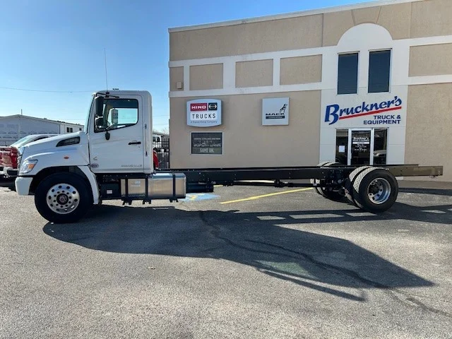 2025 Hino L6 in Lowell, AR — photo 2