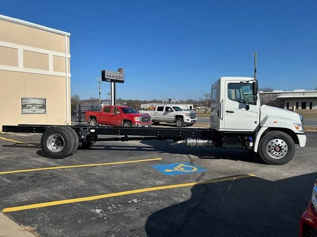 2025 Hino L6 in Lowell, AR — photo 4