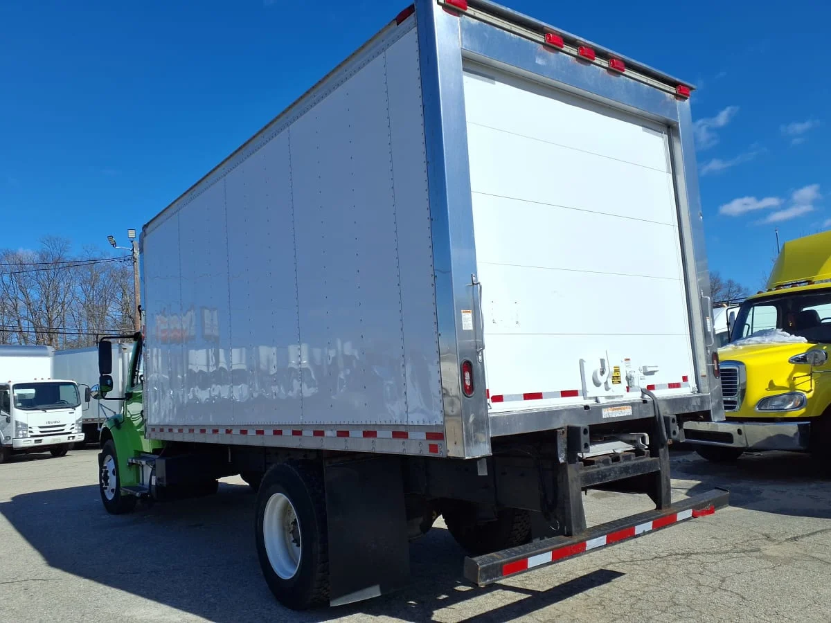 2019 Freightliner M2 106 in Warwick, RI — photo 6