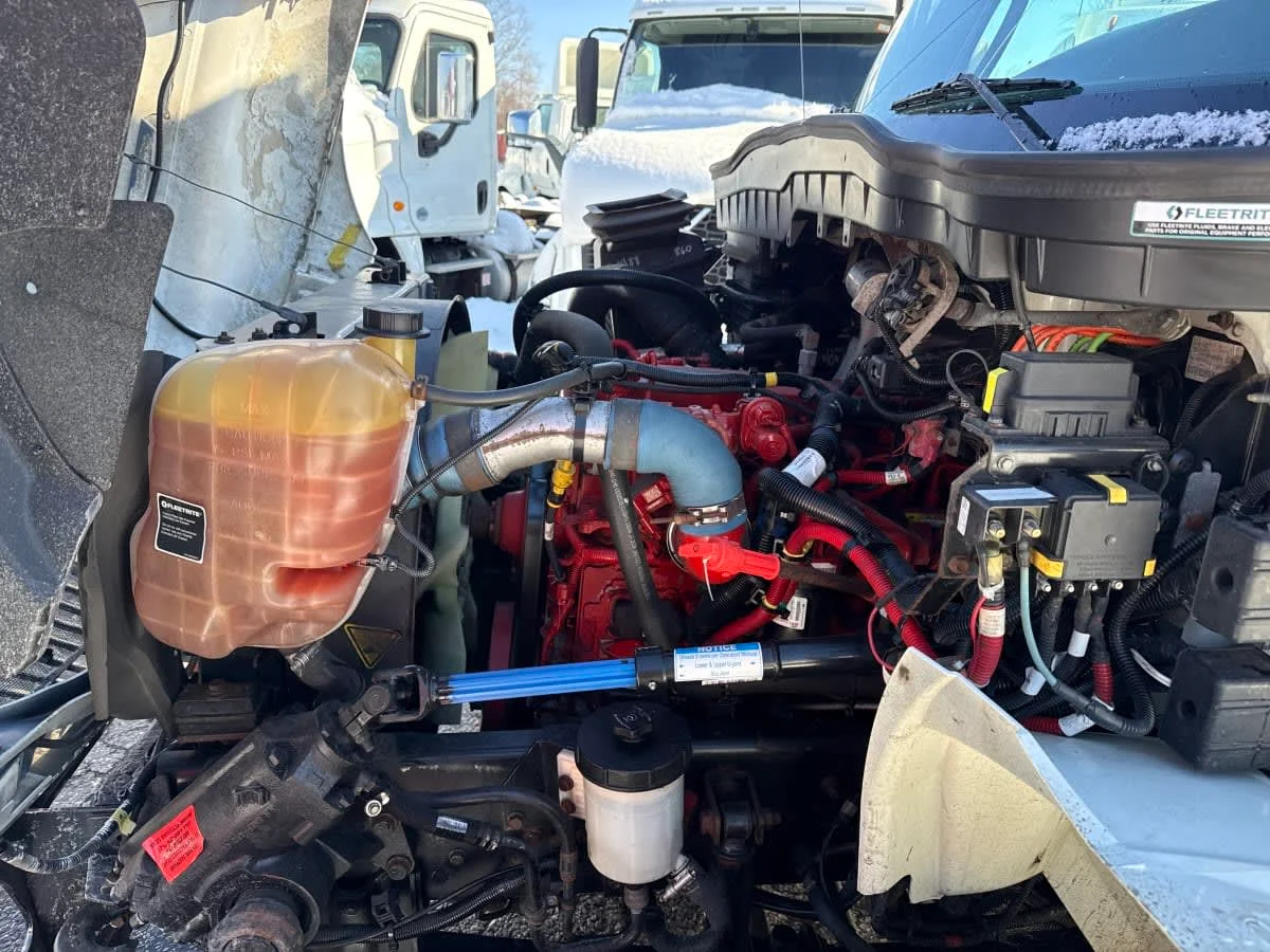 2019 International MV - image 10