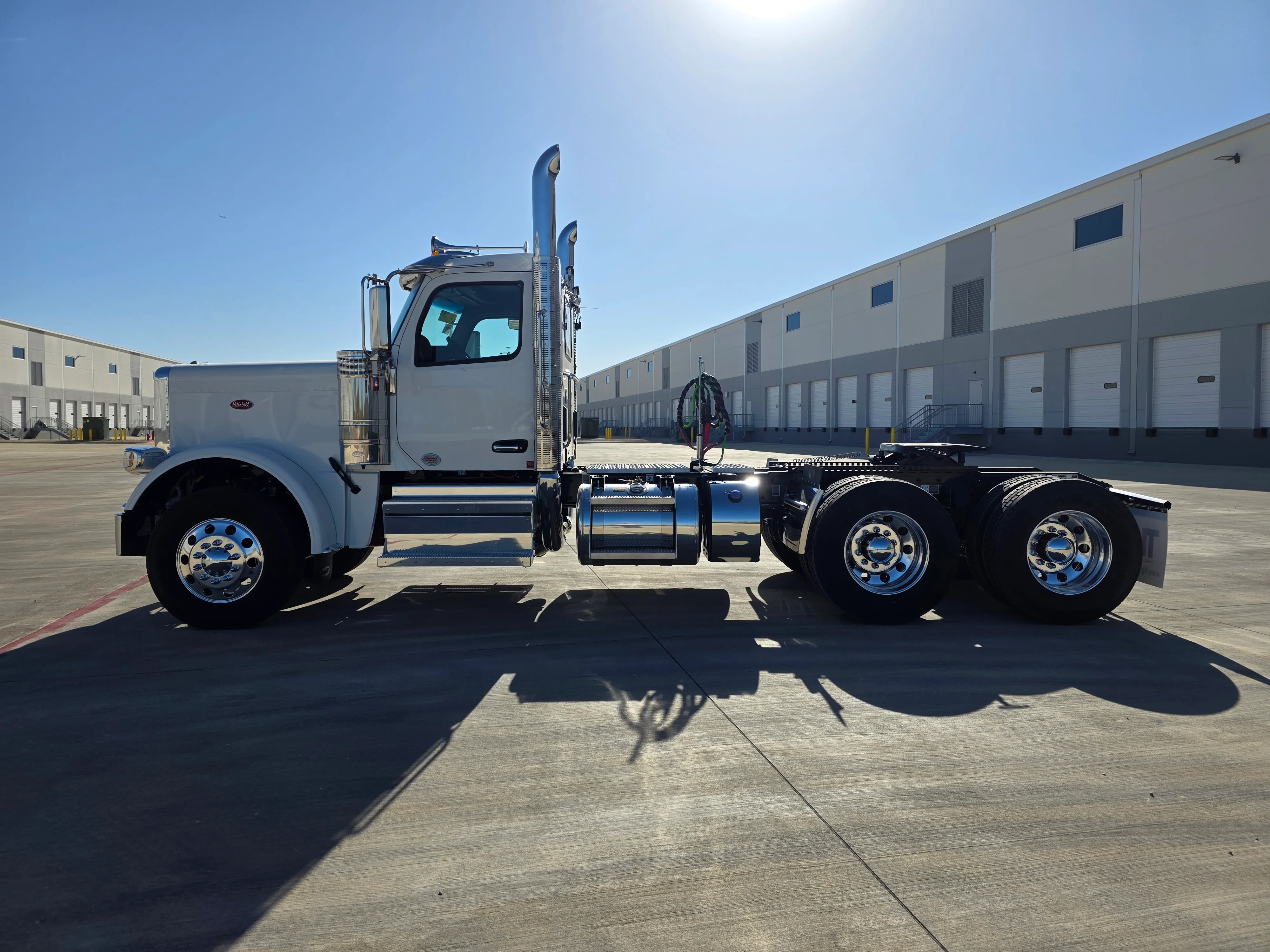2027 Peterbilt 589 in Tallahassee, FL — photo 2