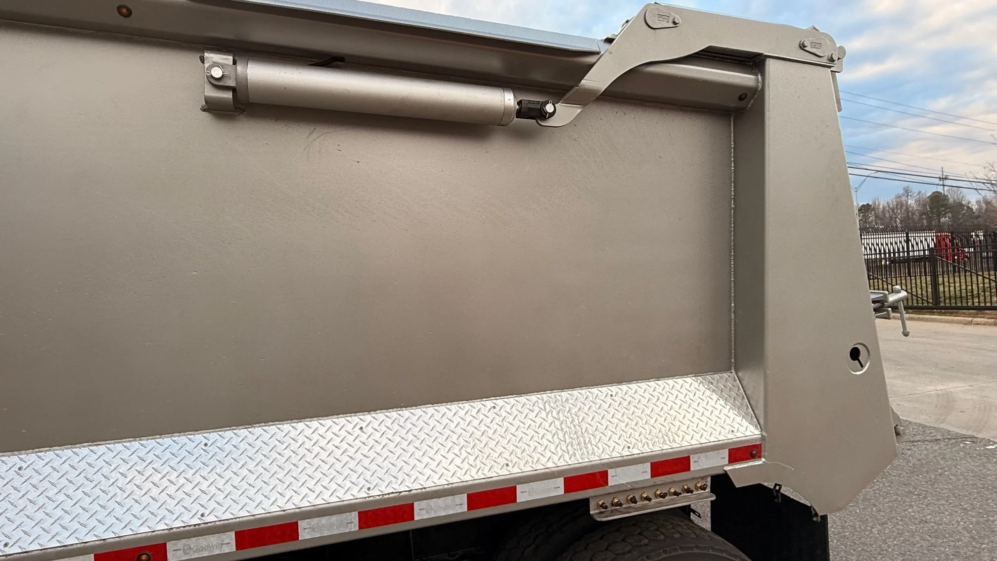 2026 Peterbilt 567 in Charlotte, NC — photo 12