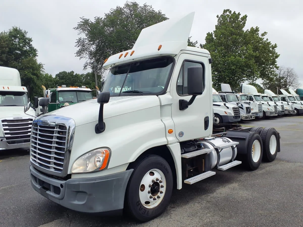 2018 Freightliner Cascadia in Springfield, MA