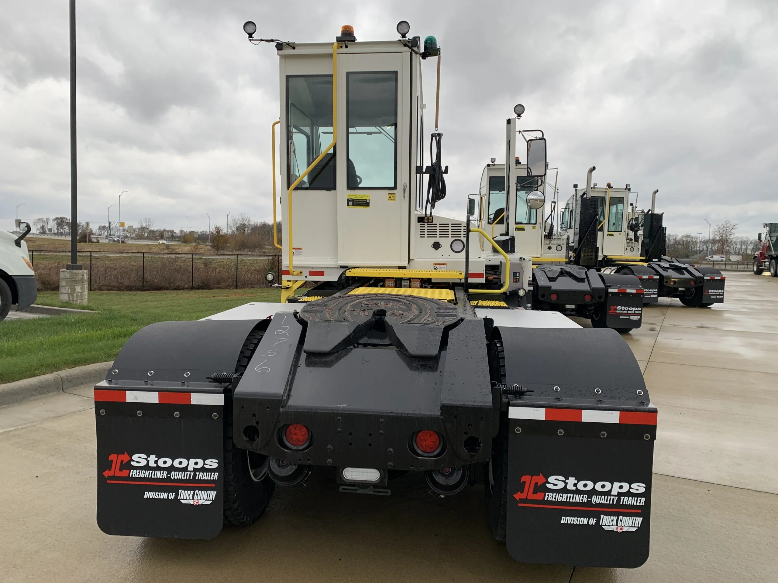 2024 Autocar in Lima, OH — photo 2