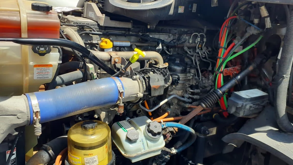 2020 Freightliner Cascadia in Bolingbrook, IL — photo 8