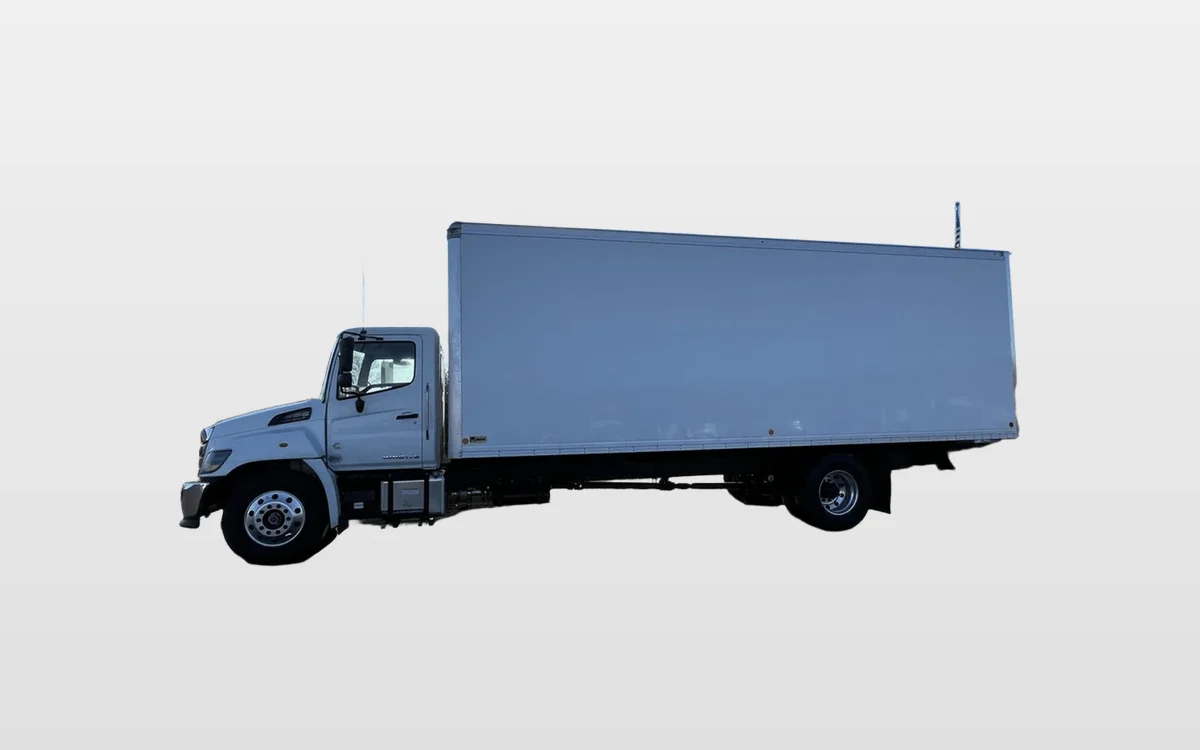 2025 Hino L6 - image 1