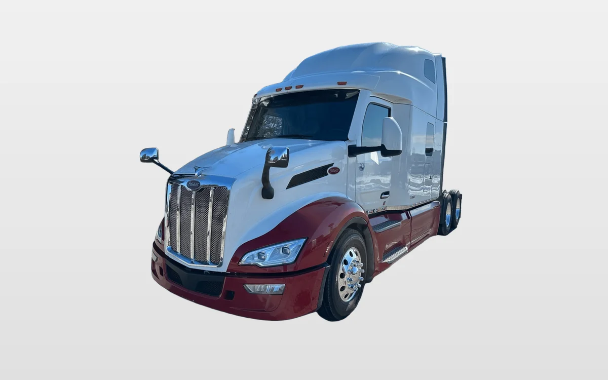 2022 PETERBILT 579 - image 1