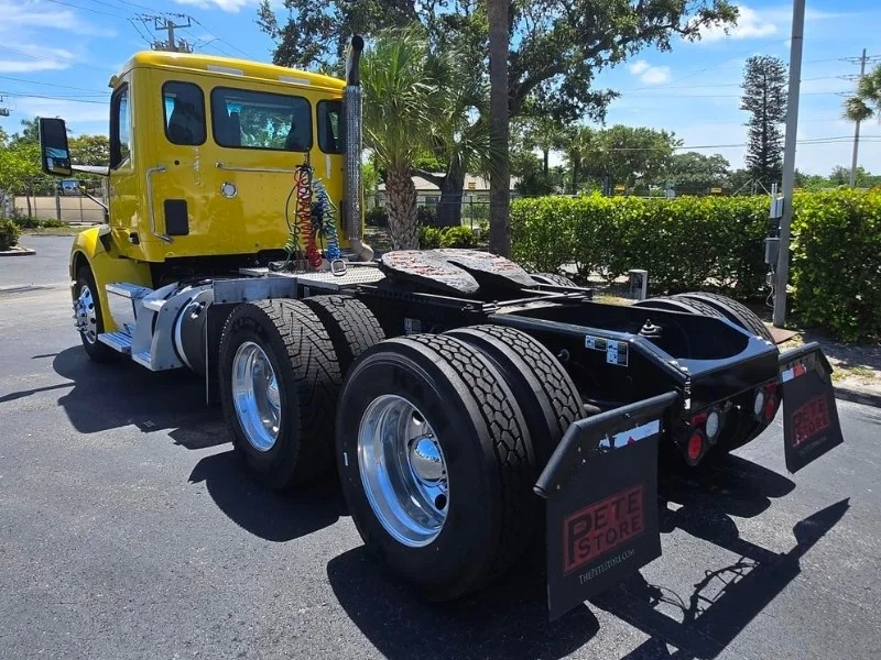2024 Peterbilt 579 in Fort Myers, FL — photo 14