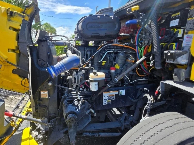 2024 Peterbilt 579 in Fort Myers, FL — photo 6