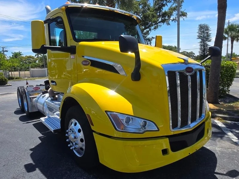 2024 Peterbilt 579 in Fort Myers, FL — photo 12