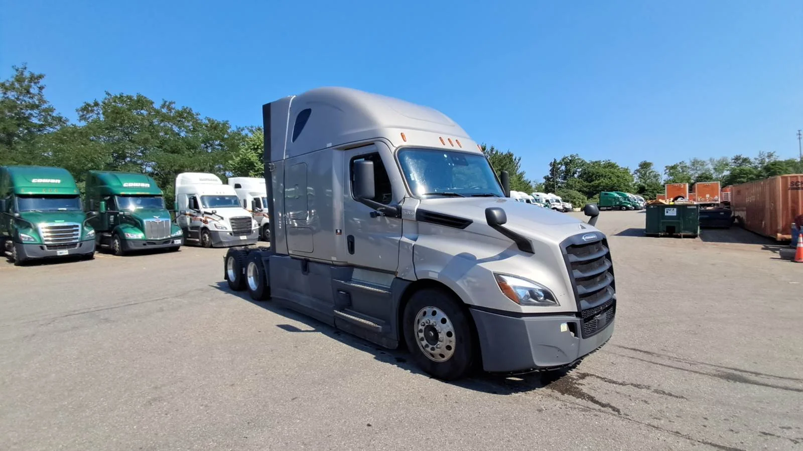 2023 Freightliner Cascadia in Shrewsbury, MA