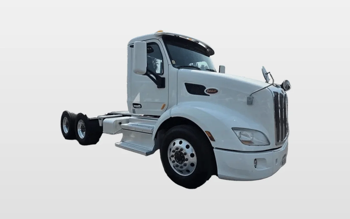 2019 PETERBILT 579 - image 1