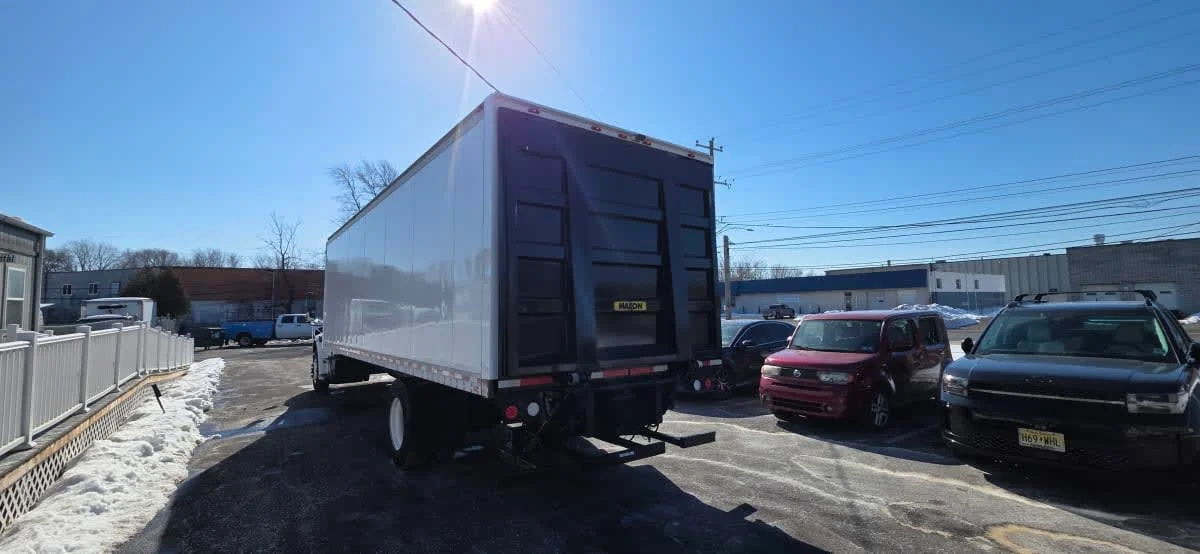2018 Freightliner M2 106 in Bensalem, PA — photo 6