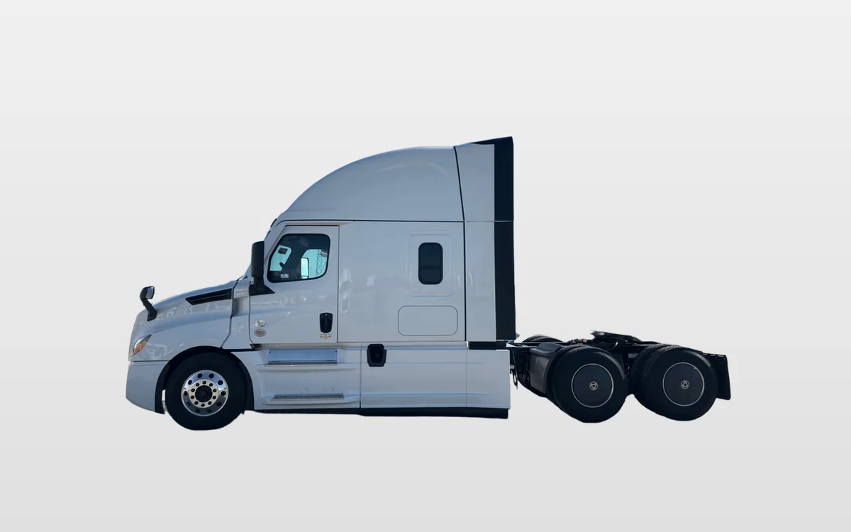 2027 Freightliner - image 1