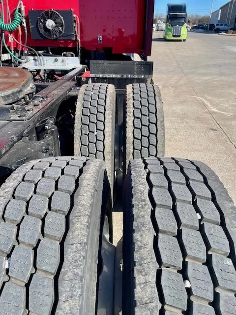 2021 Peterbilt 579 in Tulsa, OK — photo 21