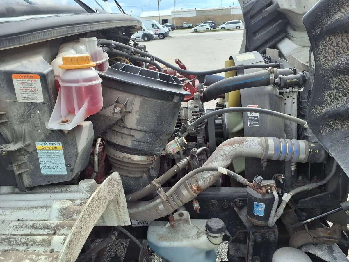 2022 Freightliner M2 106 in Cleveland, OH — photo 12