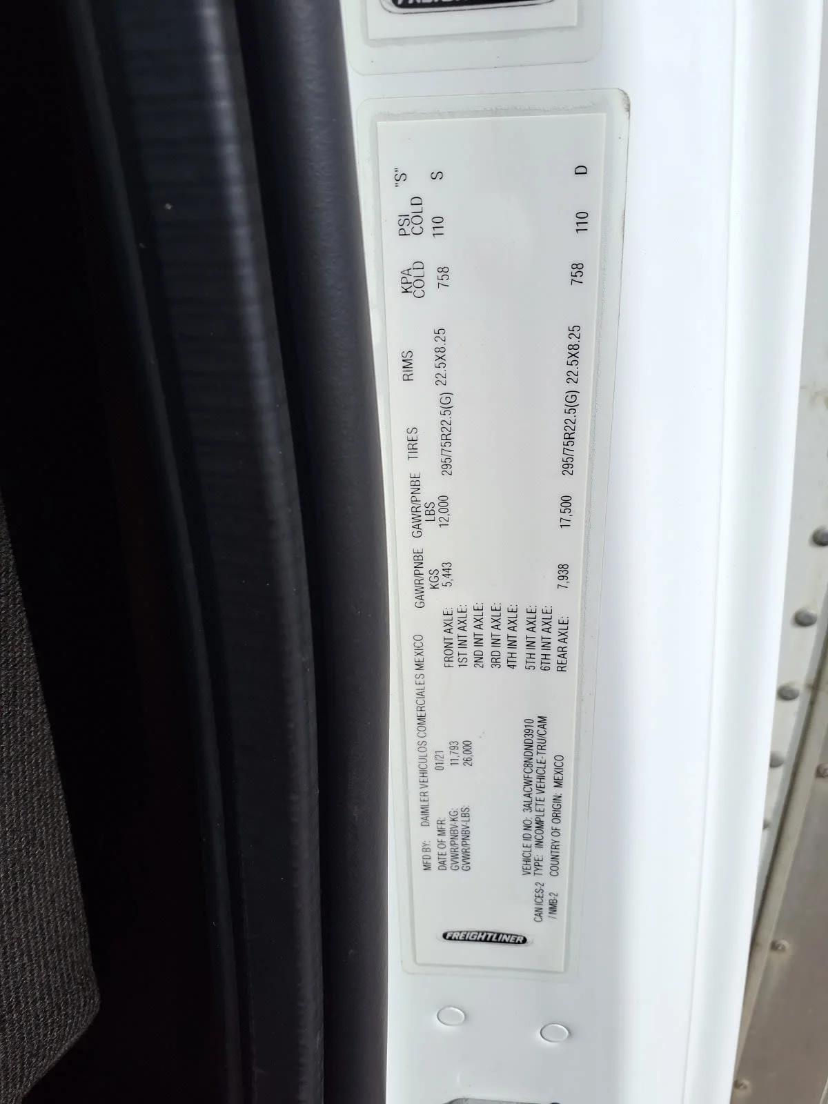 2022 Freightliner M2 106 in Cleveland, OH — photo 10