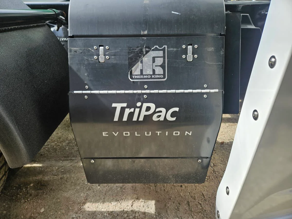 2022 Freightliner Cascadia in Orlando, FL — photo 12