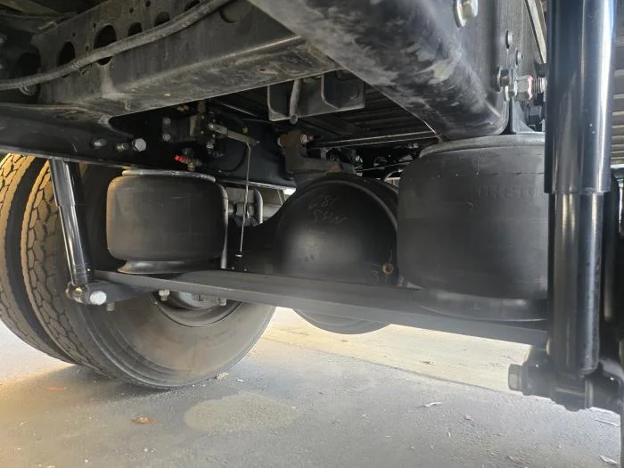 2020 Hino 268 — photo 13