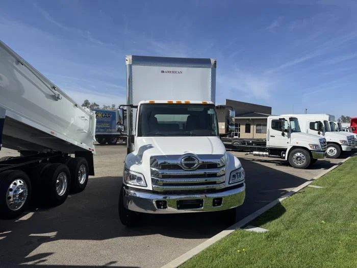 2026 Hino L6 - image 4