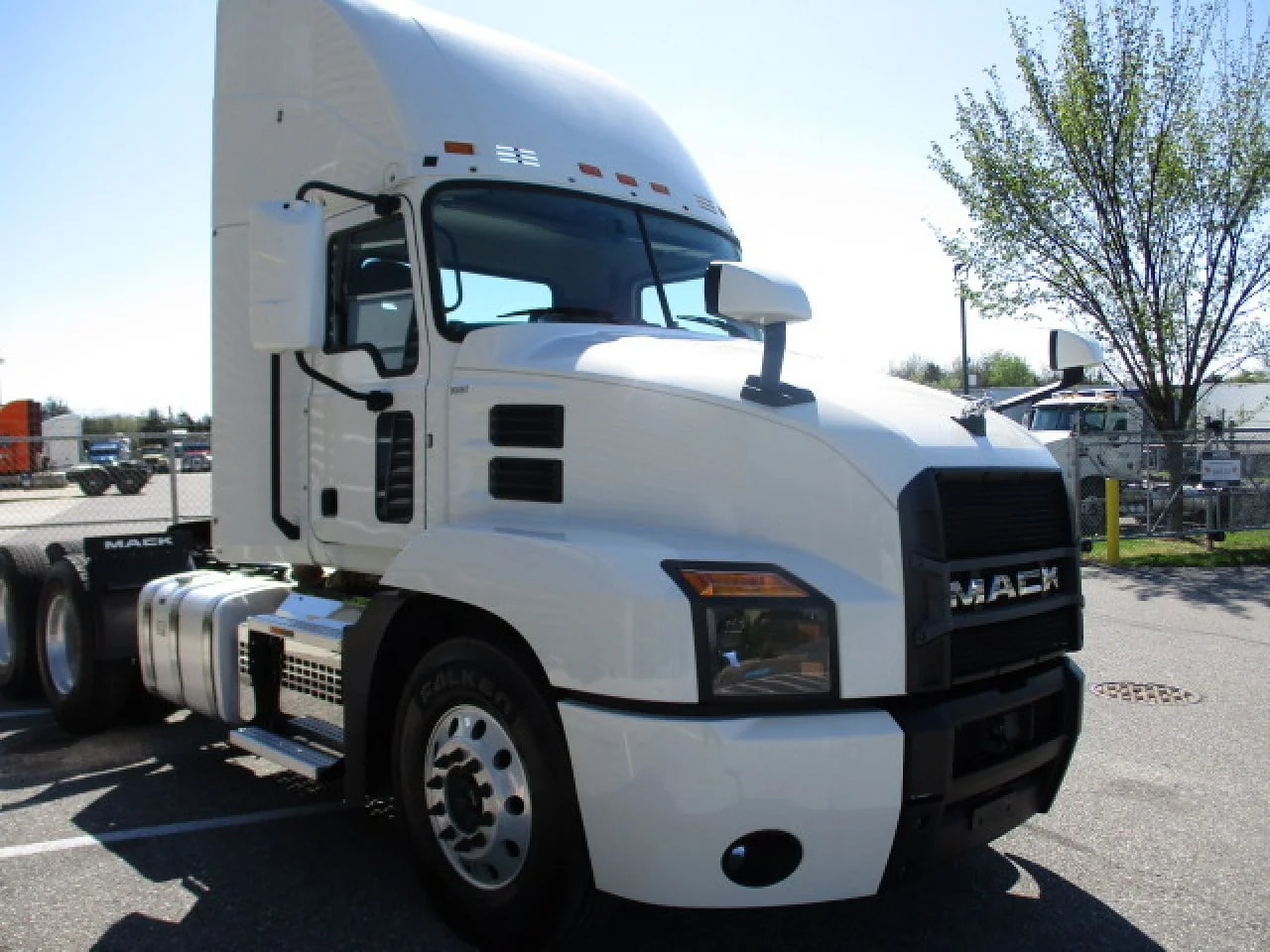2019 Mack Anthem in Linthicum Heights, MD — photo 3