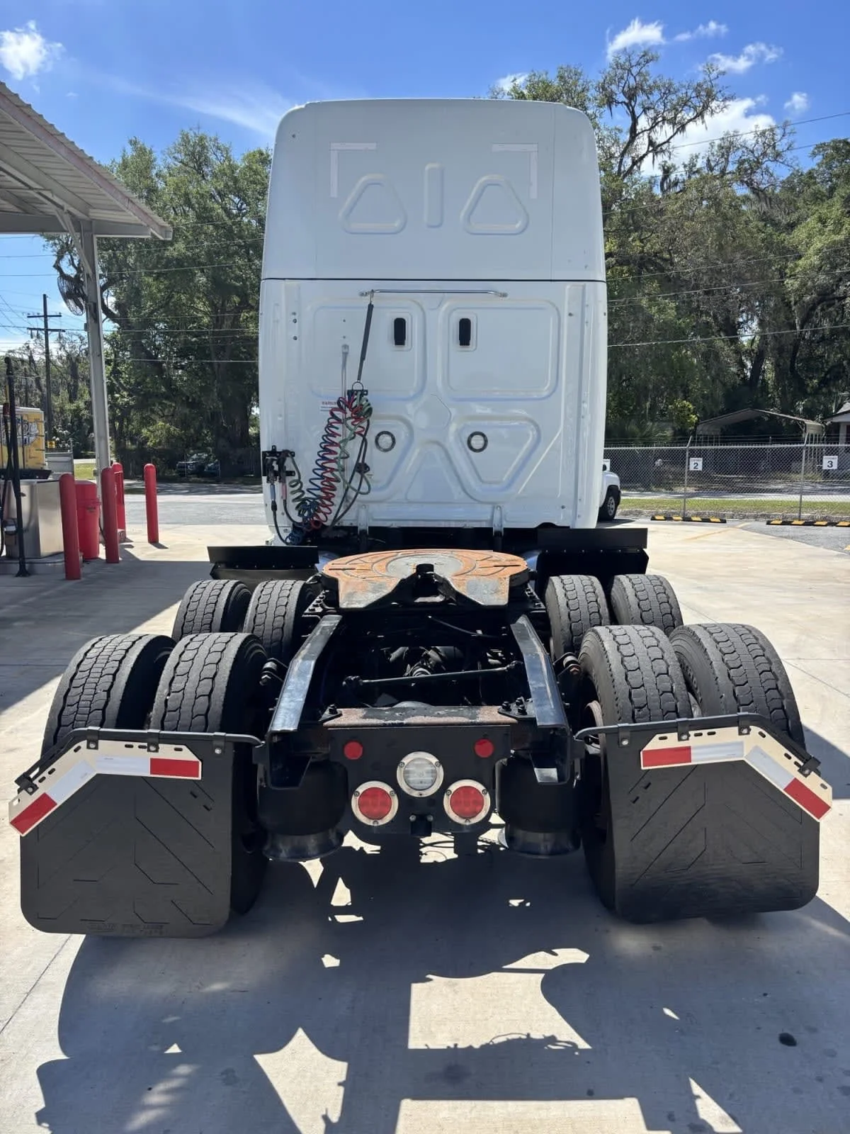 2022 Freightliner Cascadia in Jacksonville, FL — photo 7