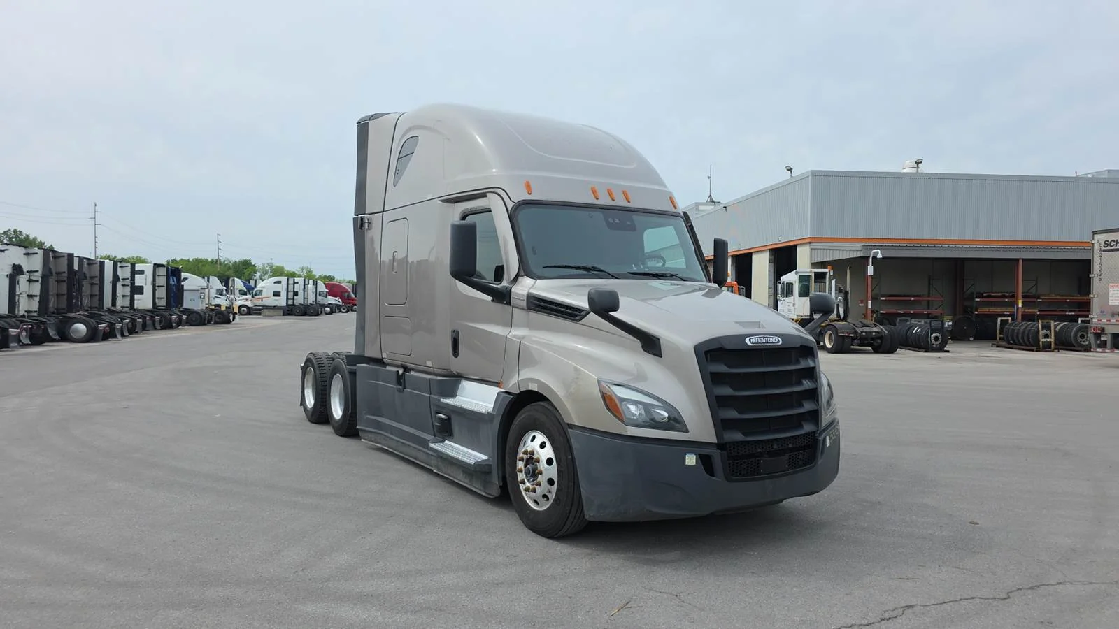 2025 Freightliner Cascadia