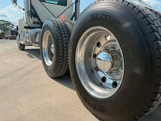 2019 Mack Pinnacle in Tulsa, OK — photo 11