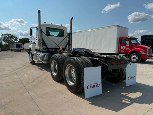 2019 Mack Pinnacle in Tulsa, OK — photo 10
