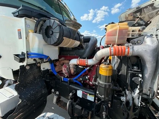 2019 Mack Pinnacle in Tulsa, OK — photo 17
