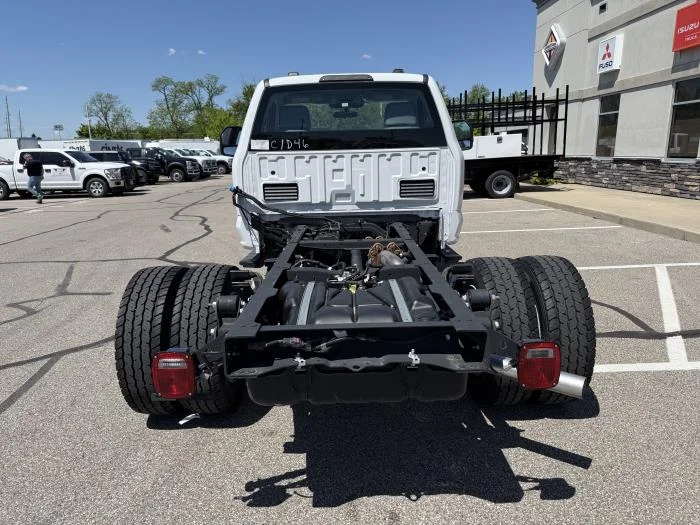 2025 Ford F-600 — photo 7